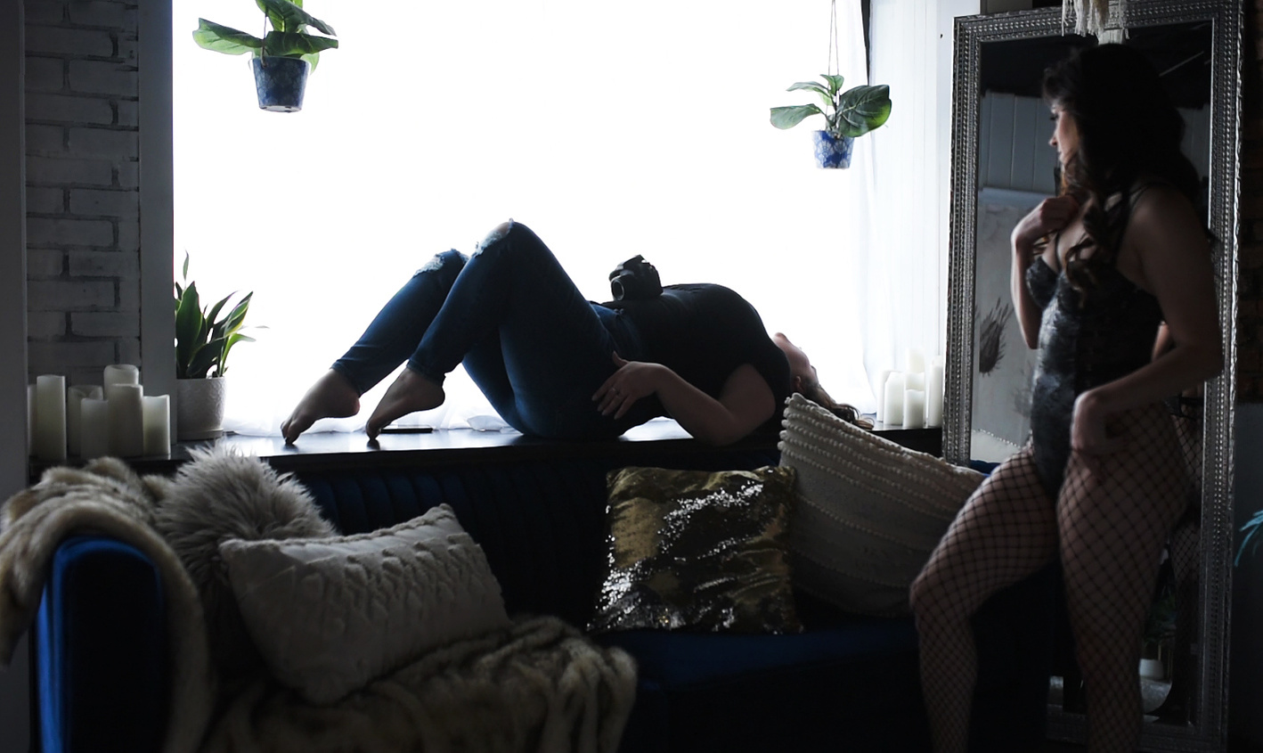 Columbia, mo Boudoir Photographer, Boudoir by Billie, Posing client, Boudoir Columbia MO