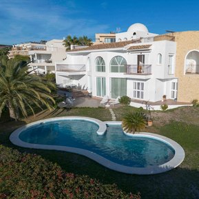 Vue aérienne d'une villa à Alicante en Espagne
