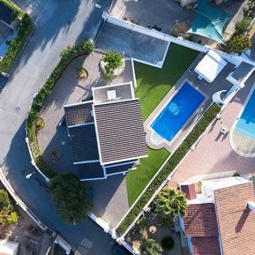 Vue aérienne d'une villa à Benidorm en Espagne