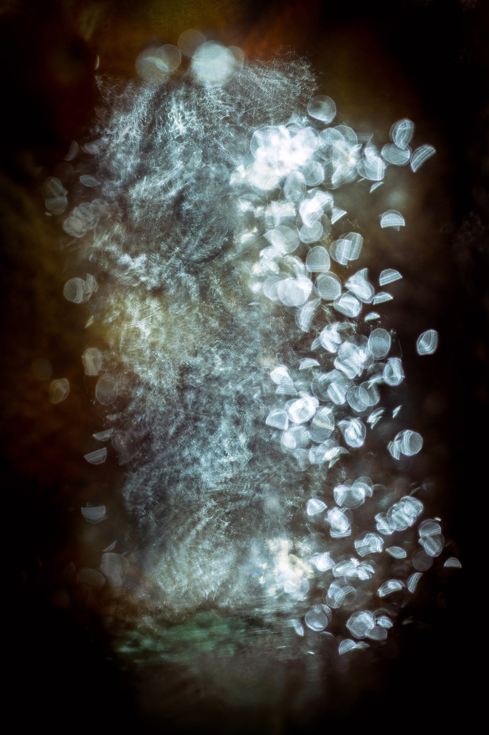 A photo from the experimental photographic project about the subjective experience of external visual stimuli 'Phosphene Photos' by Kim Windmolders, an artist from Belgium.
