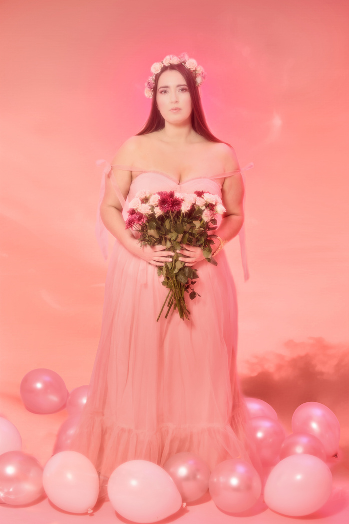 I am my own muse project
viktoria, cury model, cake designer