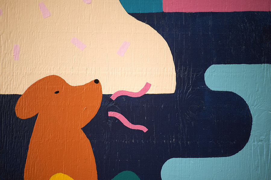 A close-up of the mural on Vancouver Pet Food Pantry by artist Annie Chen.