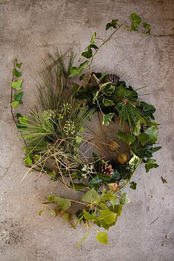 virtual wreath making workshop