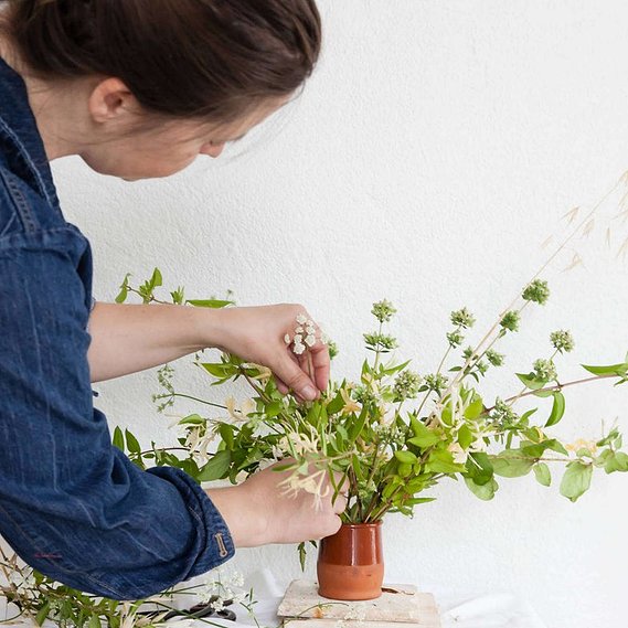 Virtual flower arranging