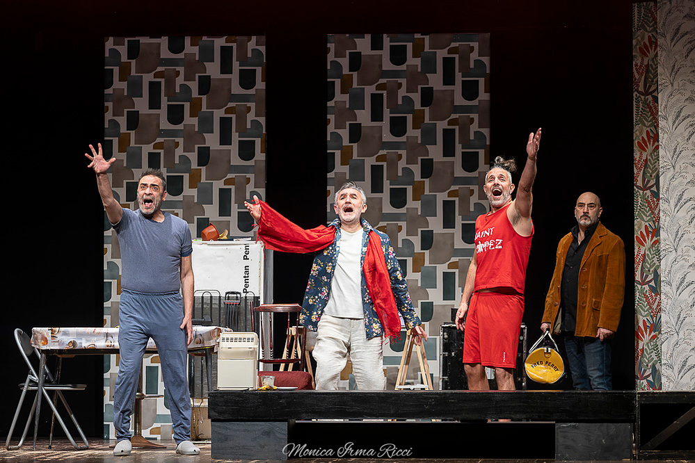 Spettacolo I Casalinghi Disperati in scena fino al 5 gennaio al Teatro Nino Manfredi di Ostia. 
Fotografie di Monica Irma Ricci
www.monicairmaricci.com