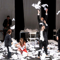 Contrattempo Di Riccardo Vannuccini
La Periferia Romana debutta sul palco del Teatro Vascello
Fotografie di Monica Irma Ricci