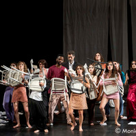 Contrattempo Di Riccardo Vannuccini
La Periferia Romana debutta sul palco del Teatro Vascello
Fotografie di Monica Irma Ricci