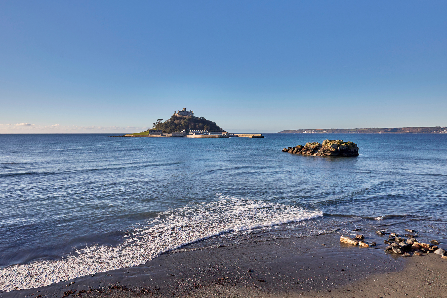St Michael's Mount Mount's Bay stock photo. Stock photos of places in  Cornwall from Cornish Pixels the Cornwall Stock Photo Library. Stock images  of places to go in Cornwall.