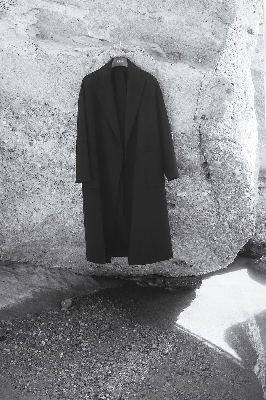 LOLA apparel winter campaign by the sea by photographer Maria Magdalinou