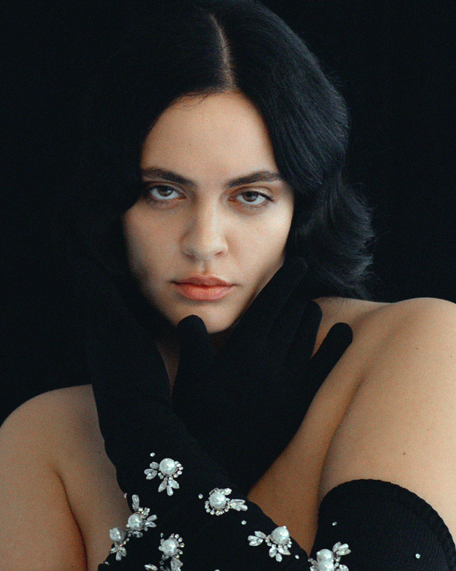 body positivity editorial photoshoot by Maria Magdalinou for vogue Greece model wearing rsimone rocha gloves