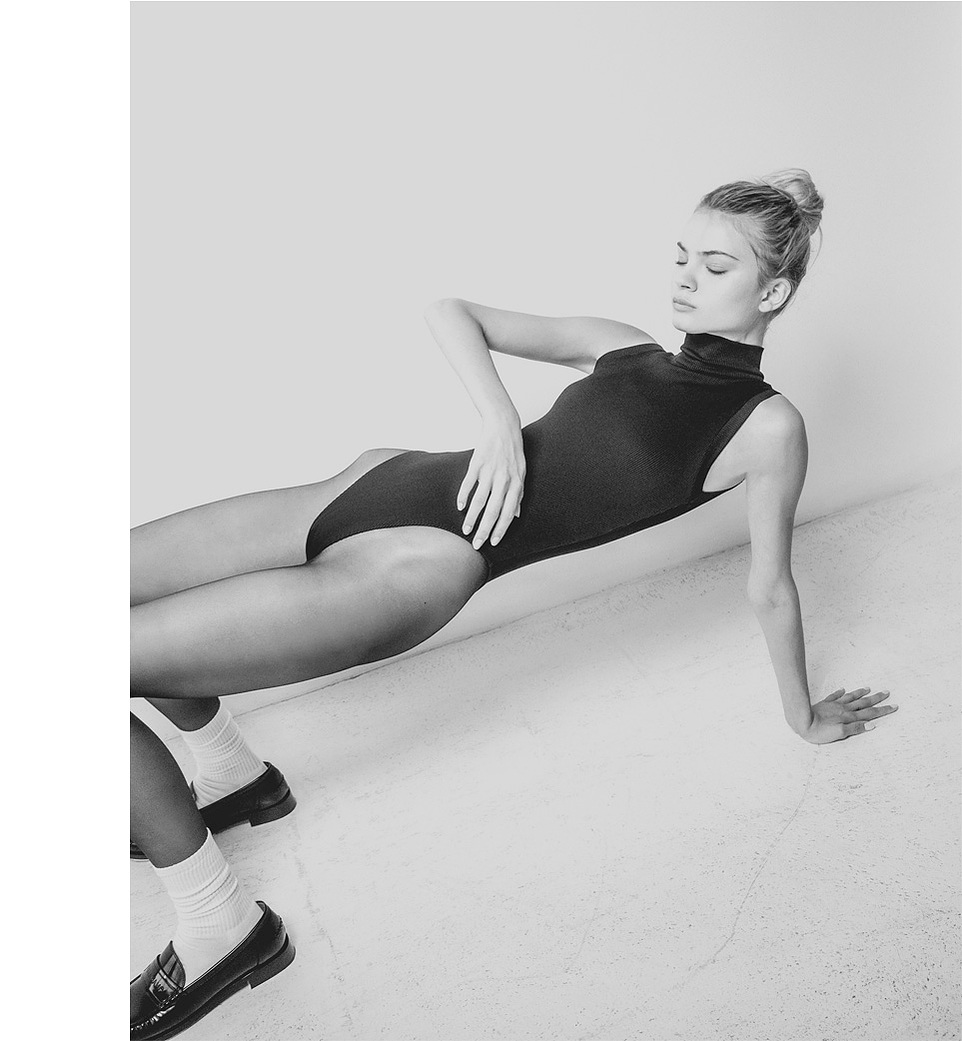 Commercial advertising campaign for clothing brand stefania frangista by photographer maria magdalinou