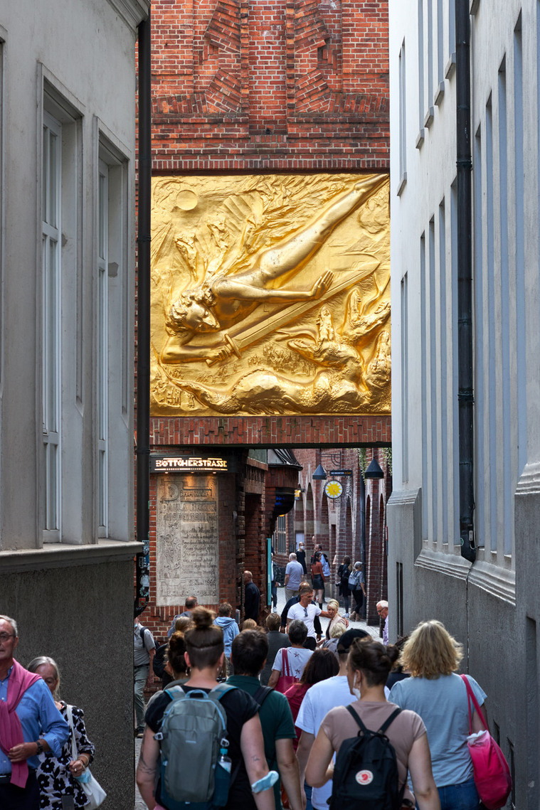 Der Lichtbringer von Bernhard Hoetger, 1936, Bremen, Böttcherstrasse
