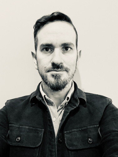 A picture of New Mexico based artist, photographer, and printmaker, Thomas Gallagher.