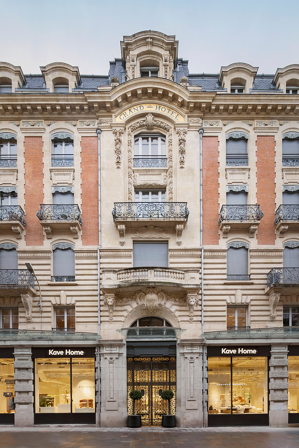Reportage d’architecture chez Kave Home Toulouse