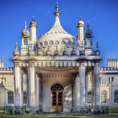 A high quality print available to buy of the Royal Pavilion in Brighton.