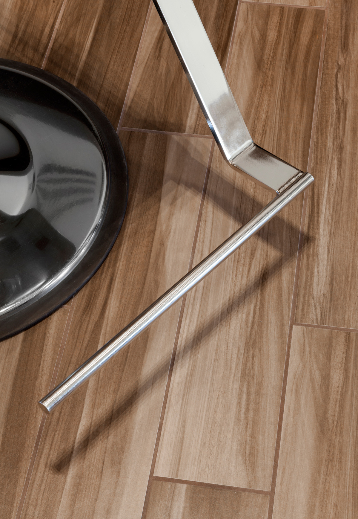 Styling chair detai;
