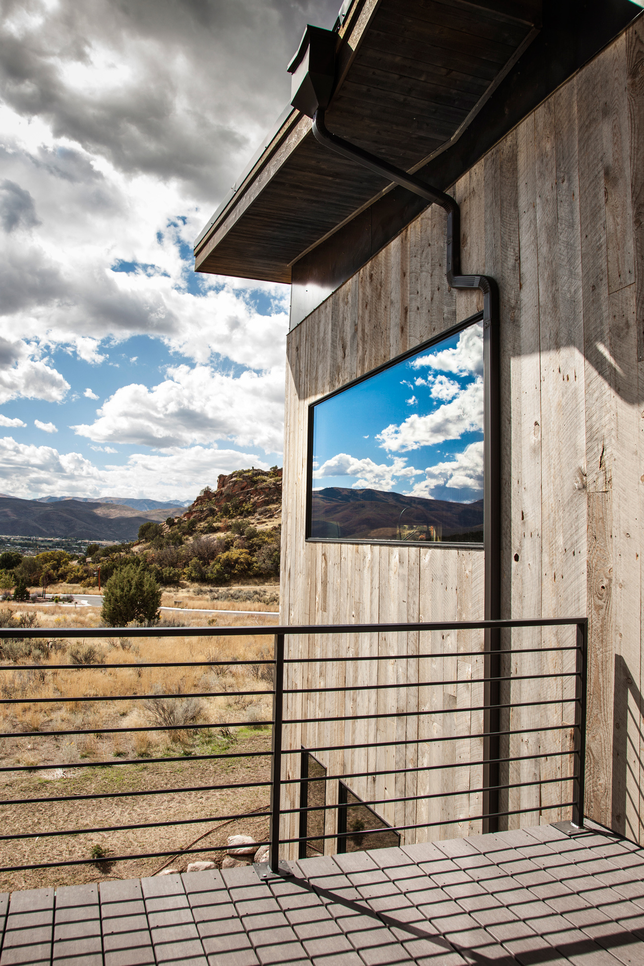 Steel cladding and guardrail