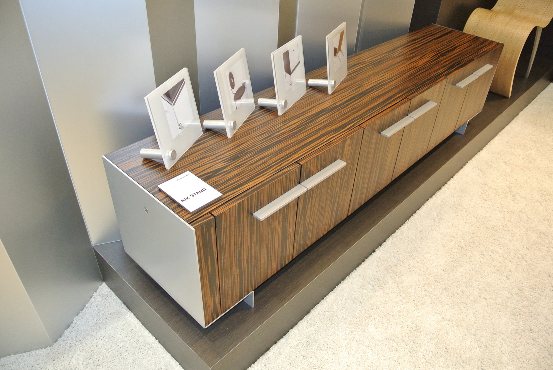 Lojo Credenza