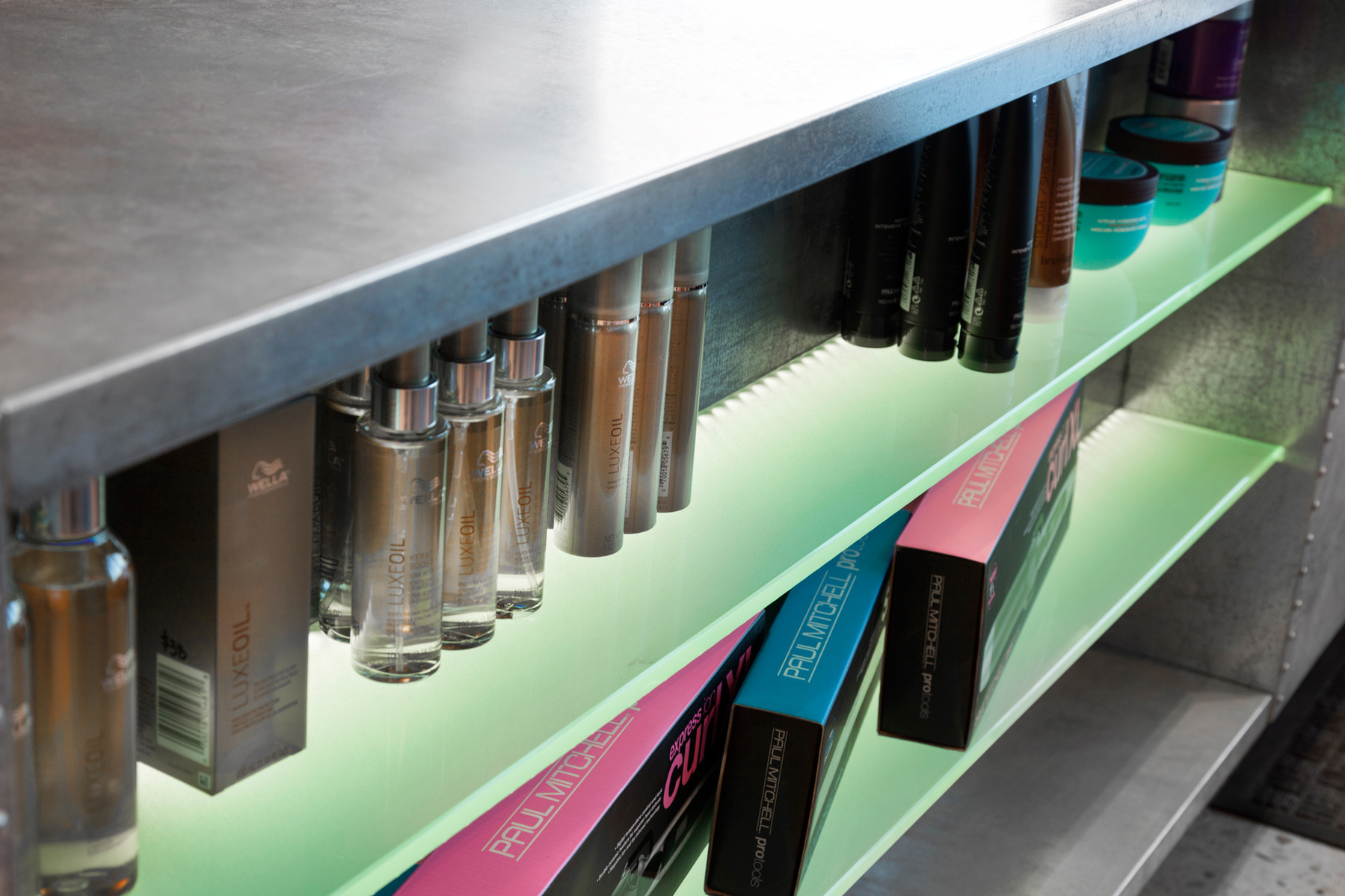 Lighted Retail Display