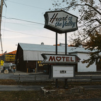 Heart of the valley motel sign