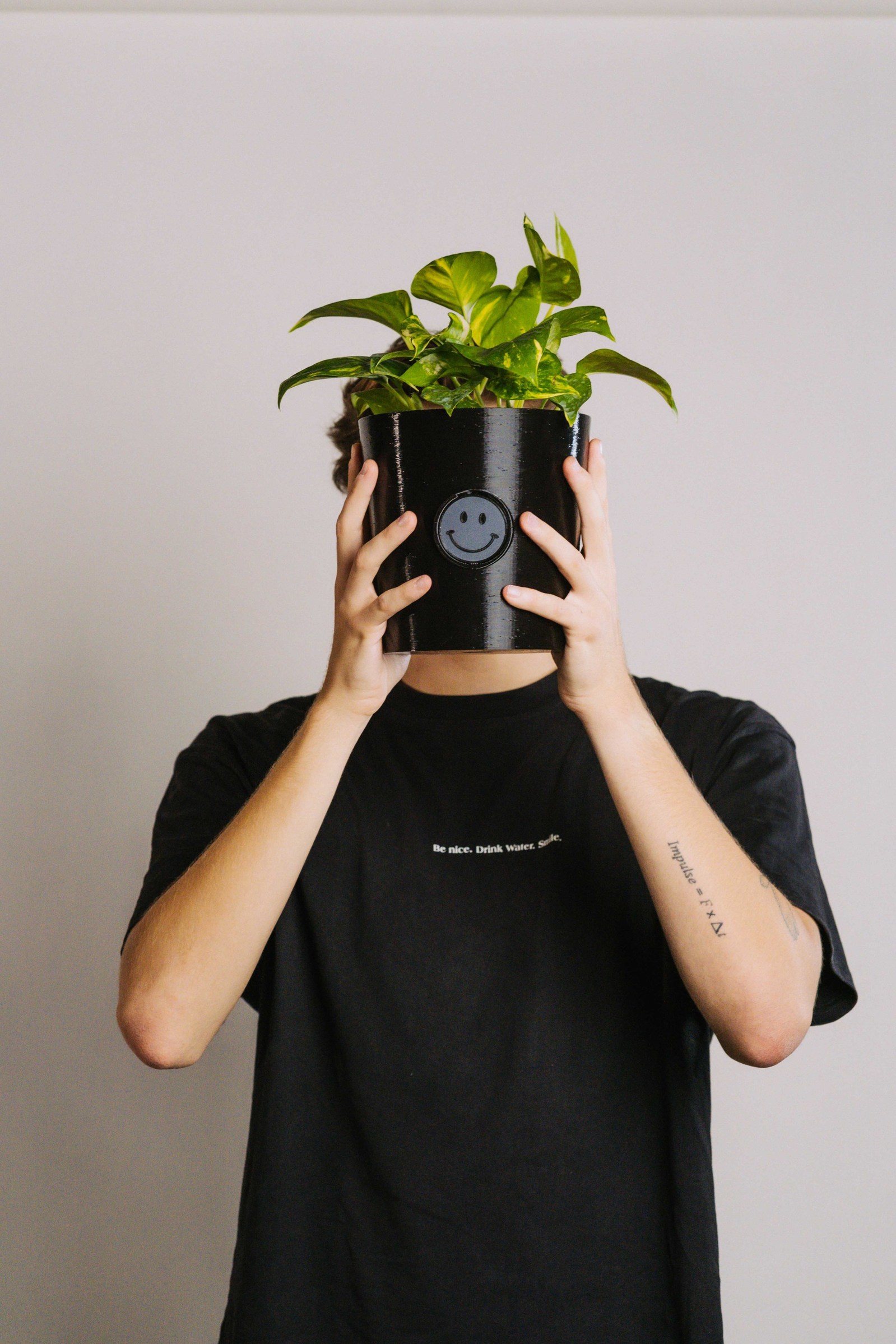 Product Photos
Happy Pot