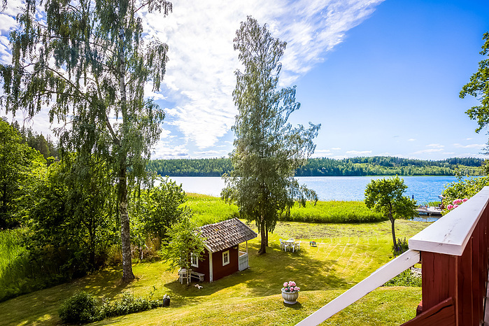 Bostadsfotograf i Östergötland & Södermanland
Verksam längs hela ostkusten
Foto, film & drönarfotografering