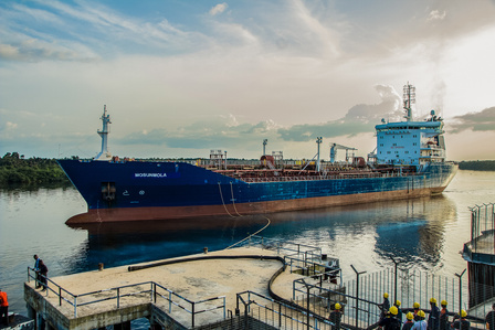 The vessel approaches the depot. Oil and Gas