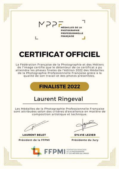 Finaliste 2022 Médailles de la Photographie Professionnelle Française.
