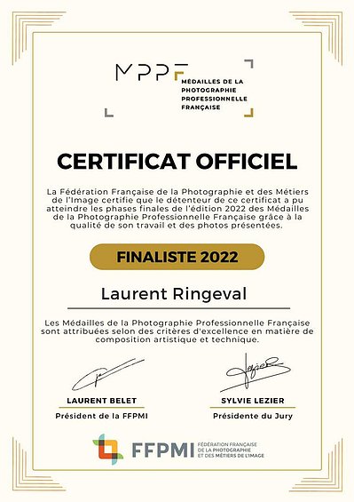Finaliste 2022 Médailles de la Photographie Professionnelle Française.
