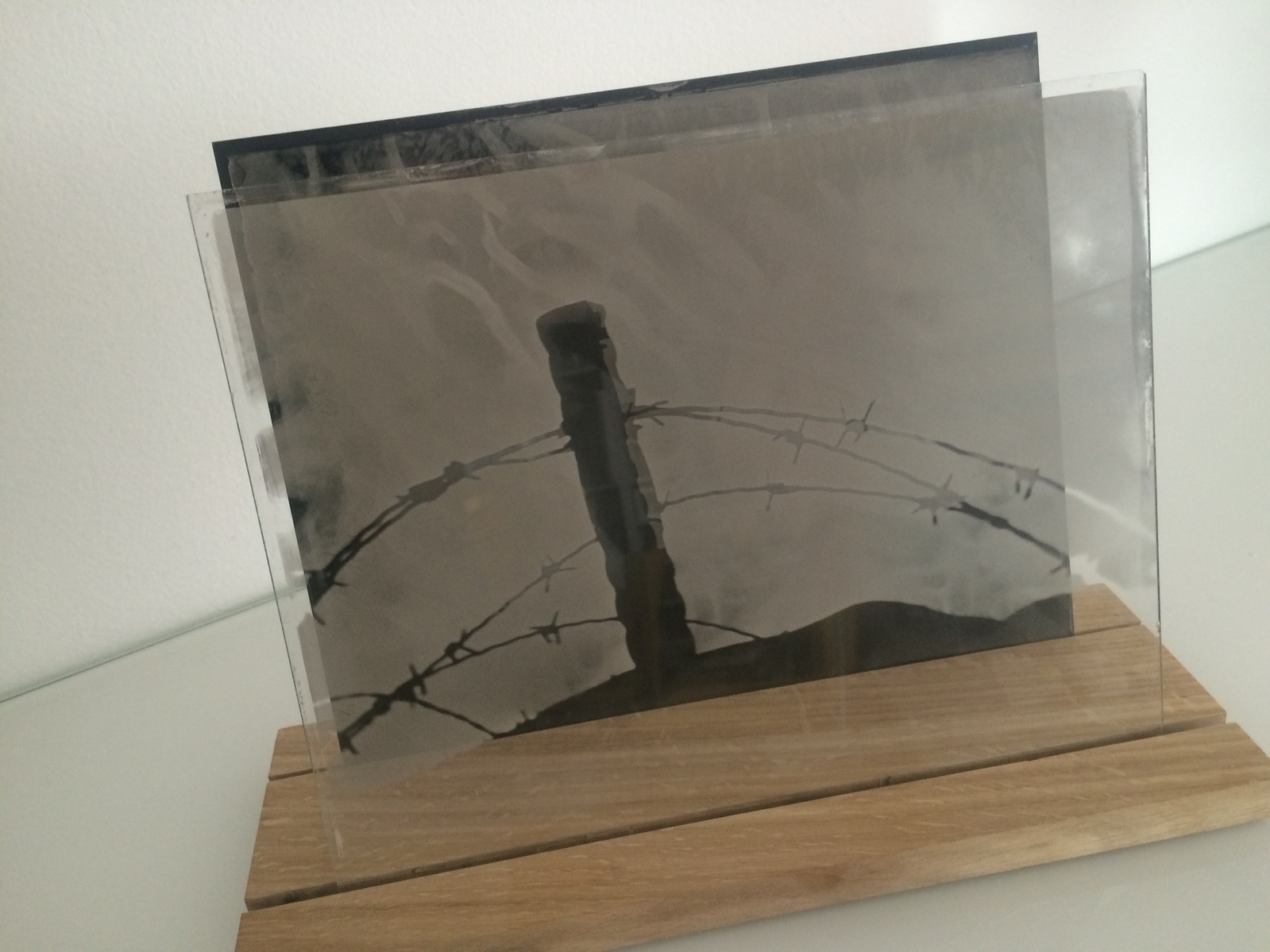 www.melaniejanefrey.com
collodion humide
wetplate collodion
tintype
ferrotype
melanie-jane frey
photographe plasticienne
visual artist
art contemporain
World War 1
Première guerre mondiale
Large format camera