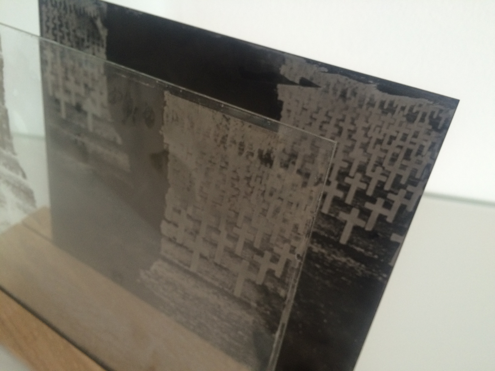 www.melaniejanefrey.com
collodion humide
wetplate collodion
tintype
ferrotype
melanie-jane frey
photographe plasticienne
visual artist
art contemporain
World War 1
Première guerre mondiale
Large format camera