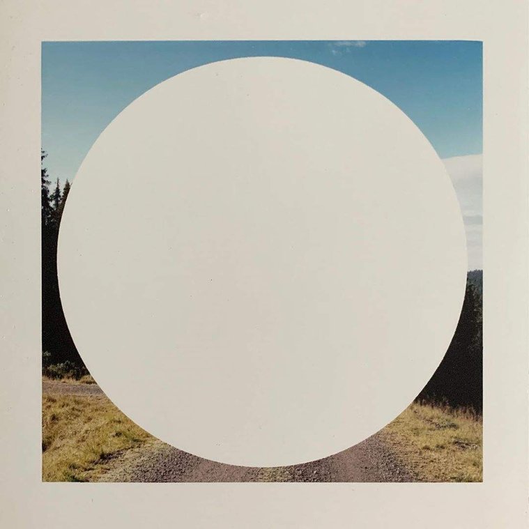circle photography Aliki Braine