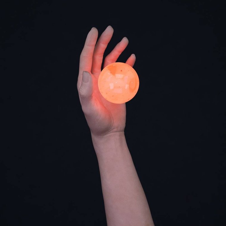 glowing sphere and a hand by Swedish CGI artist David Stenbeck for Beyond Photography