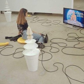 Photograph of Arthur Candio's bootcamp to disgust artwork at the utopia exhibition in amsterdam by Noah Zabor