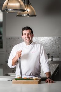 Portrait de Jean Baptiste Depons, chef cuisinier de Château Canon. © Brice Braastad - Episode II