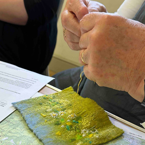Learn how to embroider a daisy picture a workshop in North Yorkshire with Lynn Comley Up and Down Dale textile artist 
