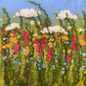 Discover: floral textile artists, Lynn Comley is interviewed by Textileartist.org