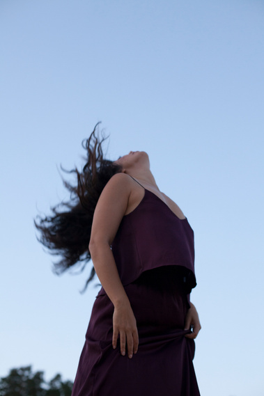 Portrait Photography in Nature meets EFT tapping for this empowering blend of visual and emotional healing. Emotional wellness. Claire Farrell Photography. EFT Tapping. Your Body: A Landscape. Berlin, Germany