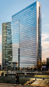 Tour Sequoia, by Michel Andrault &amp; Pierre Parat Architectes @ La Defense  photo : Thomas Bekker for Costar