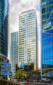 Tour Europe, by Jean-Robert Delb + Michel Chesneau + Jean Verola @ La Defense photo : Thomas Bekker for Costar