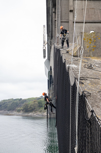 Travaux Acrobatiques opérés par Jarnias à Brest, France photo Bekker Thomas