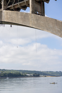 Travaux Acrobatiques opérés par Jarnias à Brest, France photo Bekker Thomas