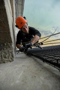 Travaux Acrobatiques opérés par Jarnias à Brest, France photo Bekker Thomas