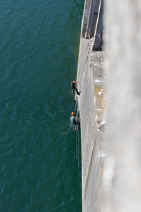 Travaux Acrobatiques opérés par Jarnias à Brest, France photo Bekker Thomas