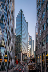 Tour CBX, by Kohn Pedersen Fox Associates &amp; SRA Architectes @ La Defense  photo : Thomas Bekker for Costar