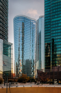 Tour Alto, by IF Architectes & SRA Architectes @ La Defense photo : Thomas Bekker for Costar
