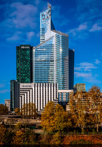 Tour First, by Kohn Pedersen Fox Associates & SRA Architectes @ La Defense photo : Thomas Bekker for Costar