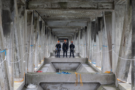 Travaux Acrobatiques opérés par Jarnias à Brest, France photo Bekker Thomas
