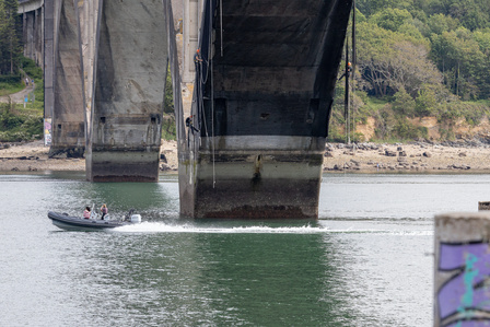 Travaux Acrobatiques opérés par Jarnias à Brest, France photo Bekker Thomas