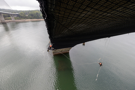 Travaux Acrobatiques opérés par Jarnias à Brest, France photo Bekker Thomas